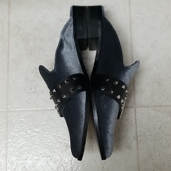 Exquisite Velvet Mule Slides Shelly's of London - Picture 7 of 9